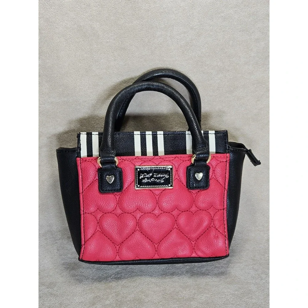 Small Betsey Johnson Heart Quilted Purse Black White Red New No Tags